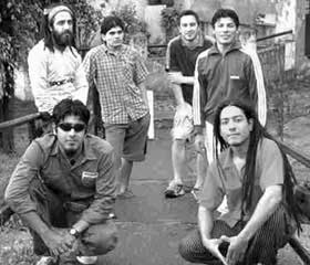 Vibraci&oacute;n Reggae posando